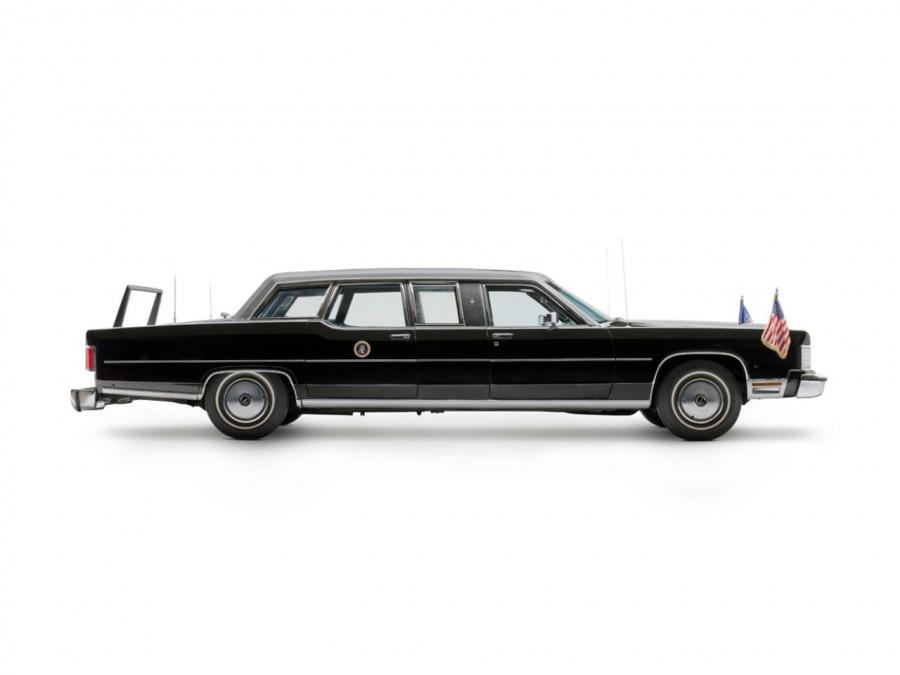  Lincoln Continental Presidential Limousine 1972 года  (фото 2 из 4)